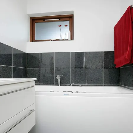 5 Star In Holiday home *
