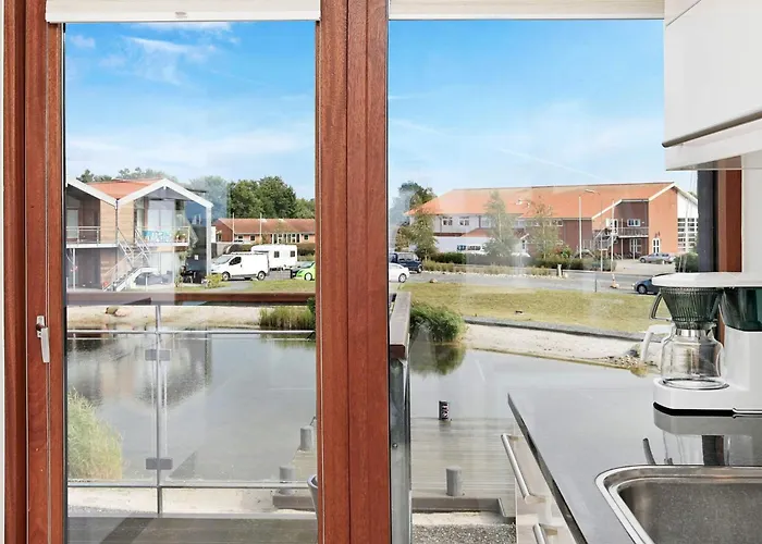 6 Person In Bogense-by Traum * Bogense